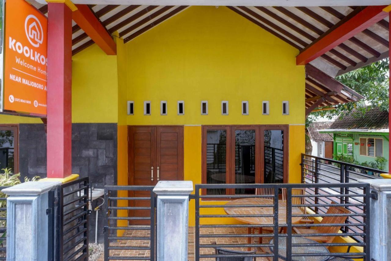Koolkost Syariah Near Malioboro Area Hostel Γιογκιακάρτα Εξωτερικό φωτογραφία