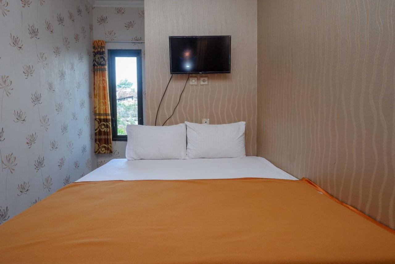 Koolkost Syariah Near Malioboro Area Hostel Γιογκιακάρτα Εξωτερικό φωτογραφία