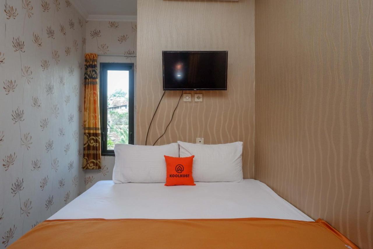 Koolkost Syariah Near Malioboro Area Hostel Γιογκιακάρτα Εξωτερικό φωτογραφία