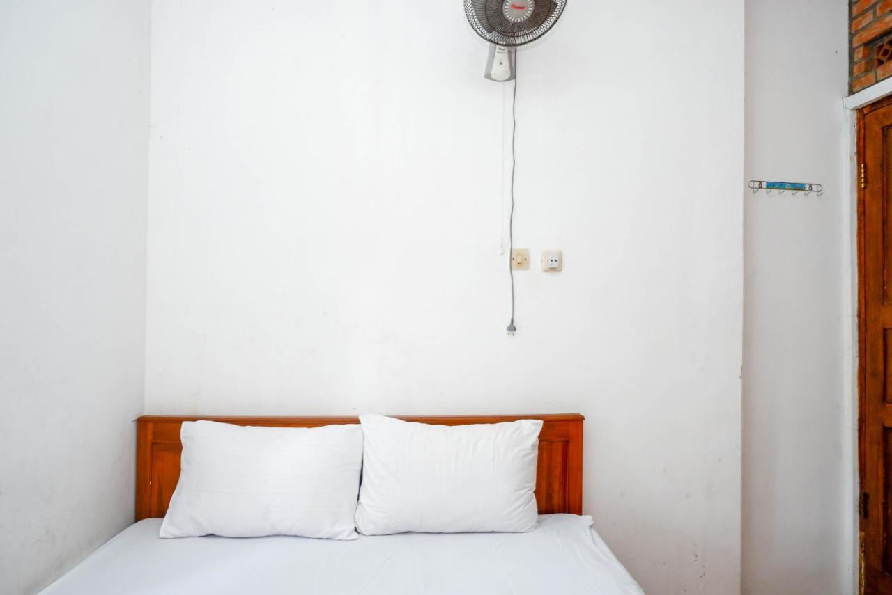 Koolkost Syariah Near Malioboro Area Hostel Γιογκιακάρτα Εξωτερικό φωτογραφία