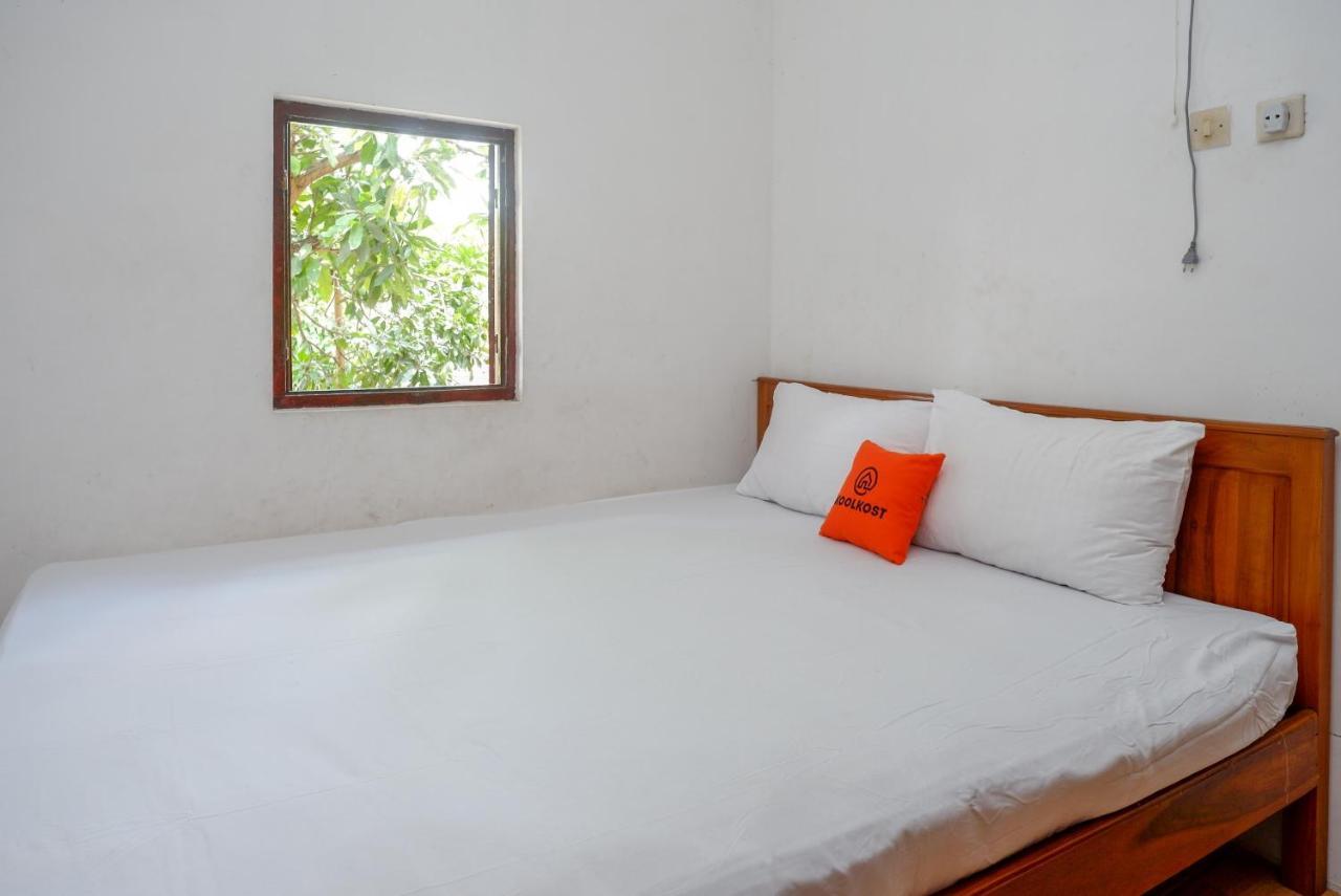 Koolkost Syariah Near Malioboro Area Hostel Γιογκιακάρτα Εξωτερικό φωτογραφία