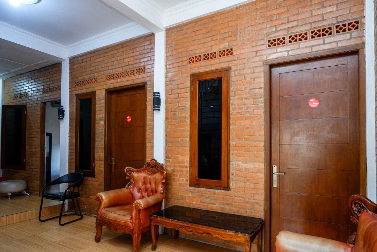 Koolkost Syariah Near Malioboro Area Hostel Γιογκιακάρτα Εξωτερικό φωτογραφία